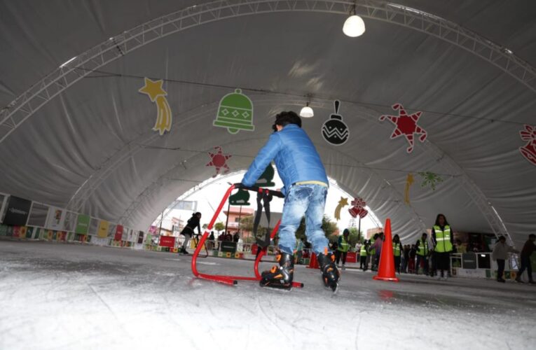 Inauguran pista de hielo en la delegación Félix Osores