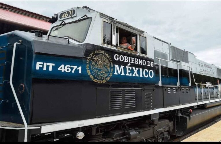 AMLO celebra inauguración del Tren Interoceánico