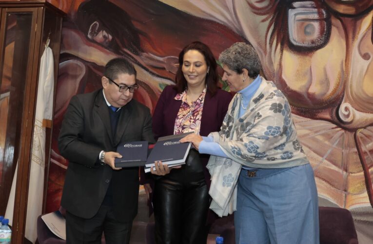 Teresa García, Rectora de la UAQ, presenta su último informe