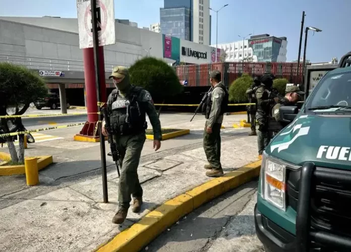 Reportan balacera en Plaza de las Américas de Boca del Río, Veracruz; hay una persona fallecida