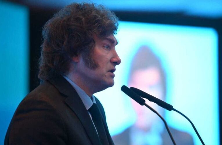 Javier Milei calificó a AMLO como «ignorante»