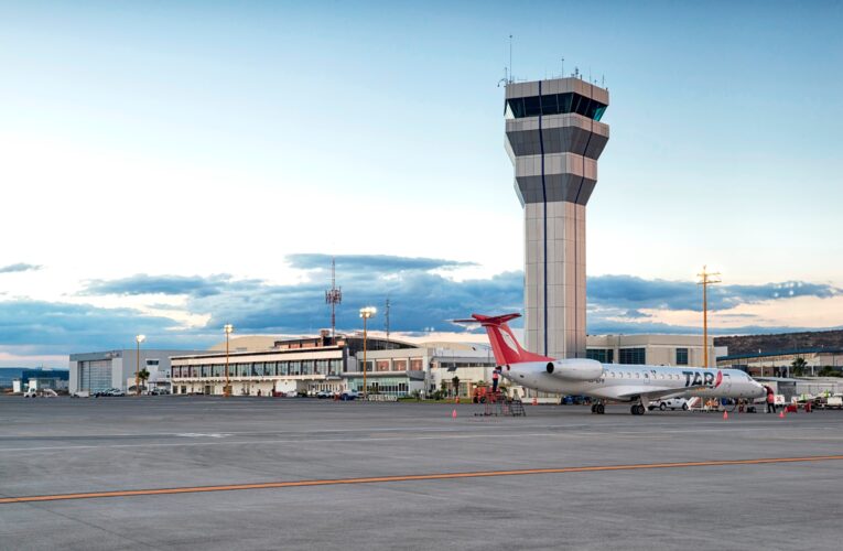 Aeropuerto de Querétaro movería 1 millón de personas estas vacaciones