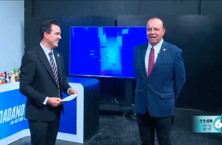 Despiden en vivo a conductor de TV por hablar mal del gobierno en Mexicali