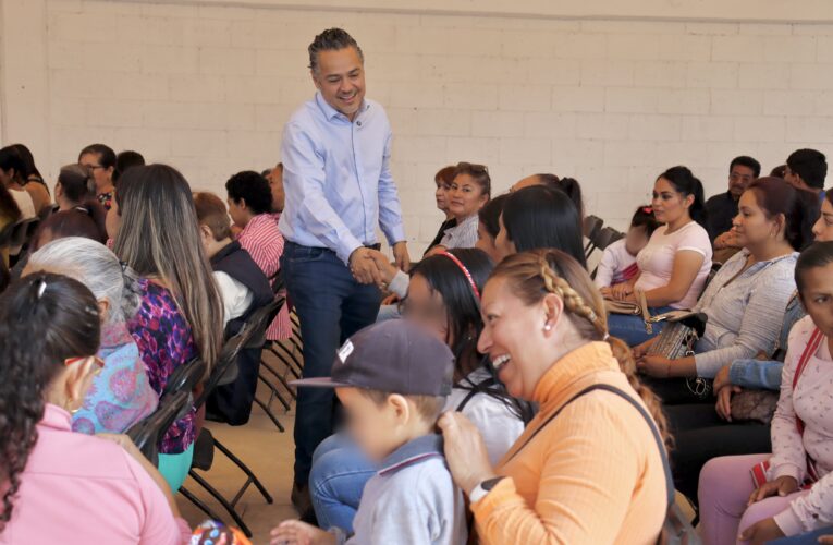 Enrique Correa inaugura su Casa de Enlace