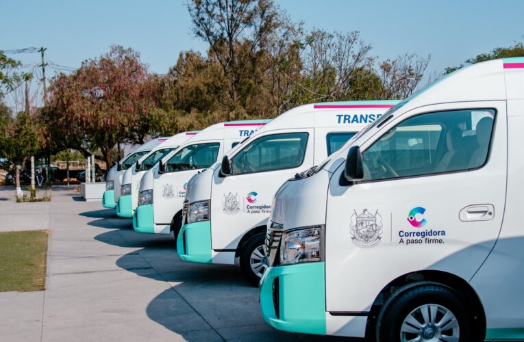 Anuncian en Corregidora nuevo transporte escolar gratuito