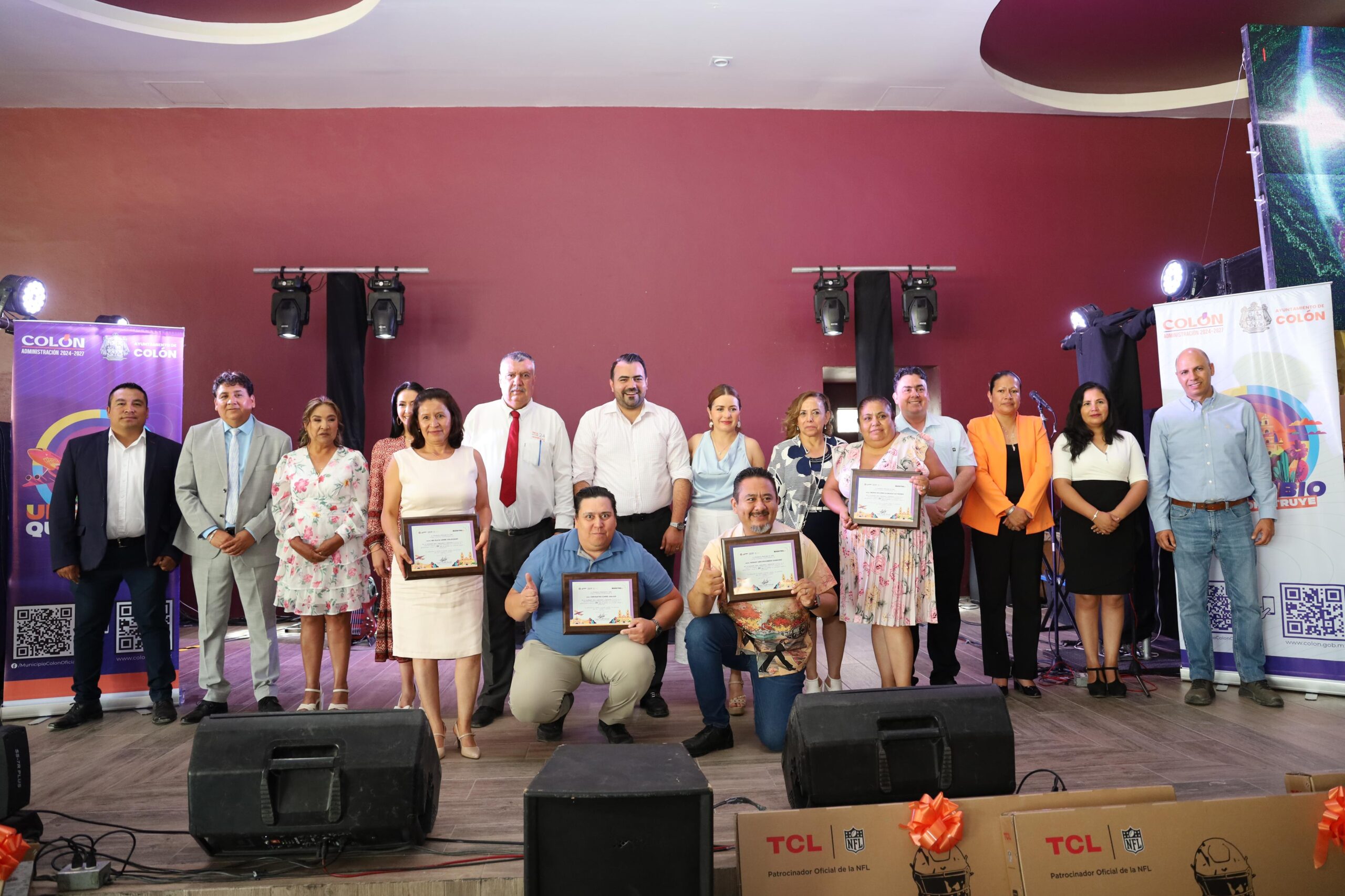 Celebra Gaspar Trueba el Día del Maestro Colonense con reconocimiento a la labor docente