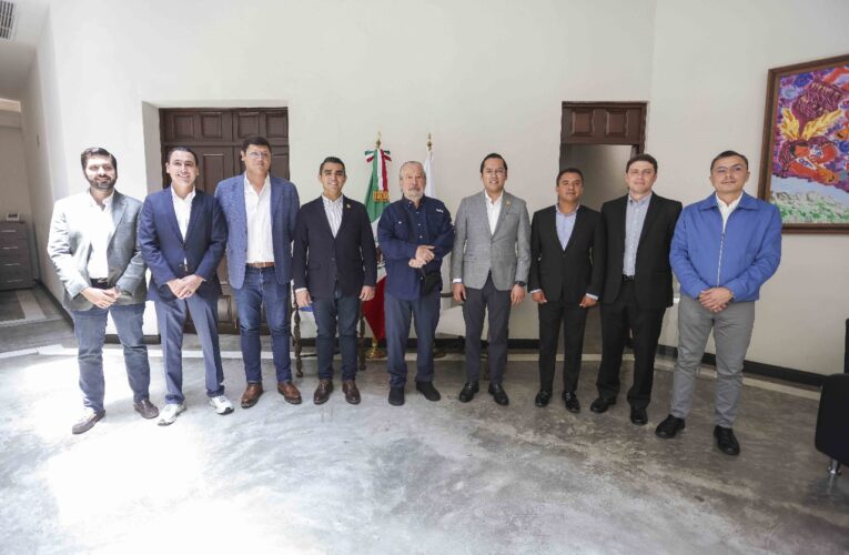 Chepe Guerrero y Mauricio Fernández intercambian buenas prácticas de gobierno