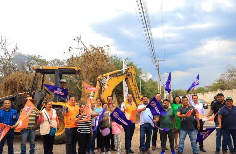 Inicia obra de mejoramiento urbano en el acceso principal de la comunidad de La Esperanza