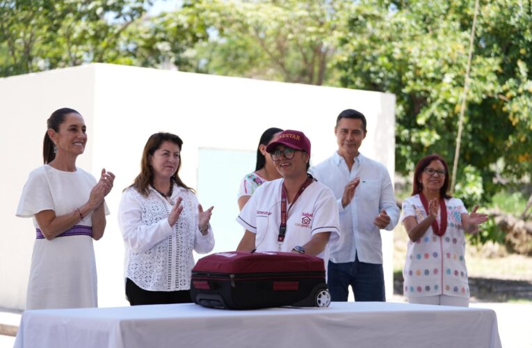 Salud casa por casa es una política con amor: Sheinbaum.
