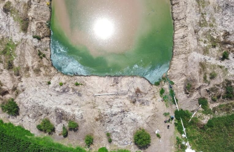 Realiza Servicios Públicos Municipales trabajos de desazolve en cárcamo de Noria Nueva