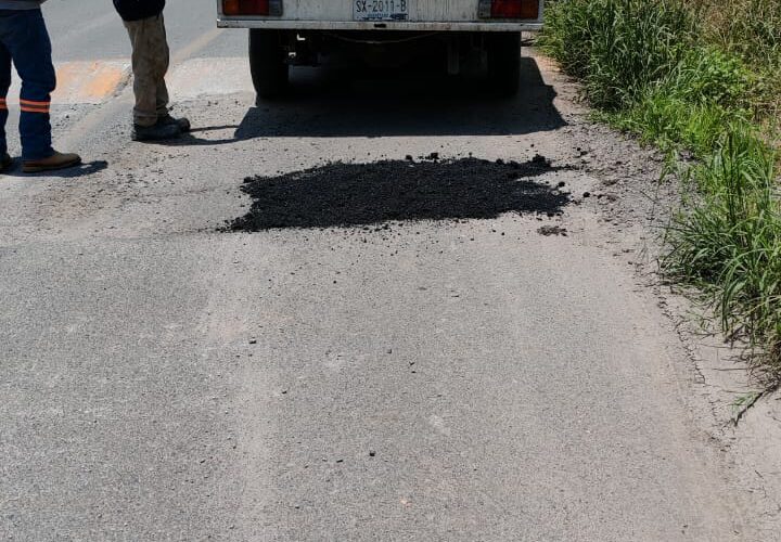 Avanza rehabilitación de caminos en 28 comunidades de Colón