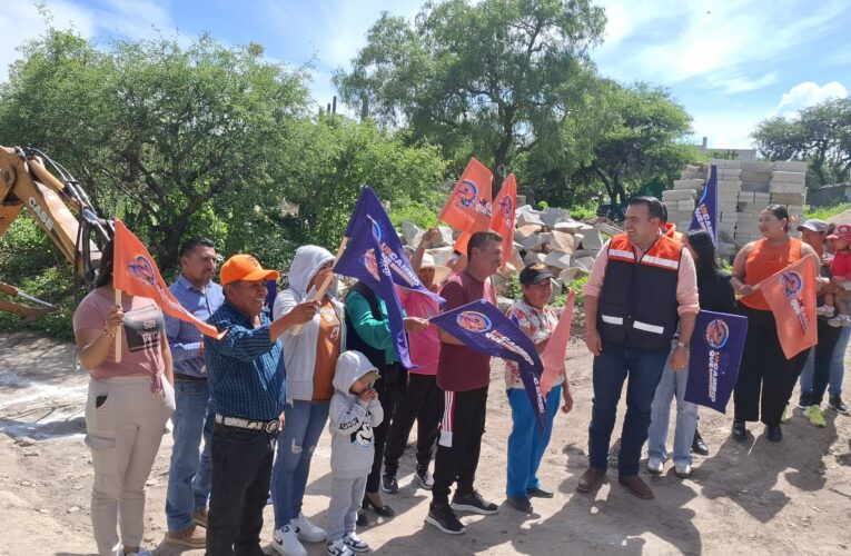 Arrancan trabajos de urbanización en la comunidad de La Carbonera