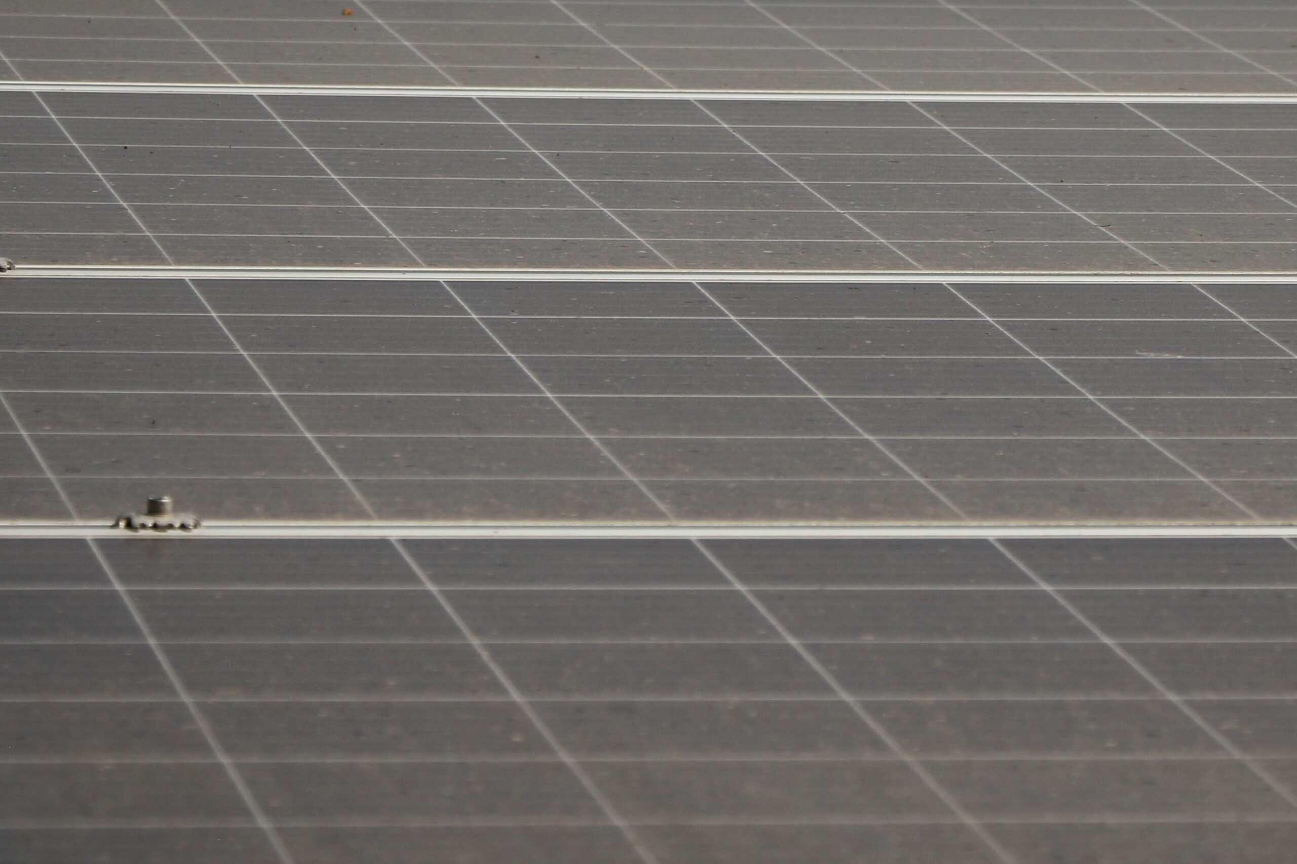 UAQ desarrolla tecnología solar accesible y sustentable desde la Facultad de Química