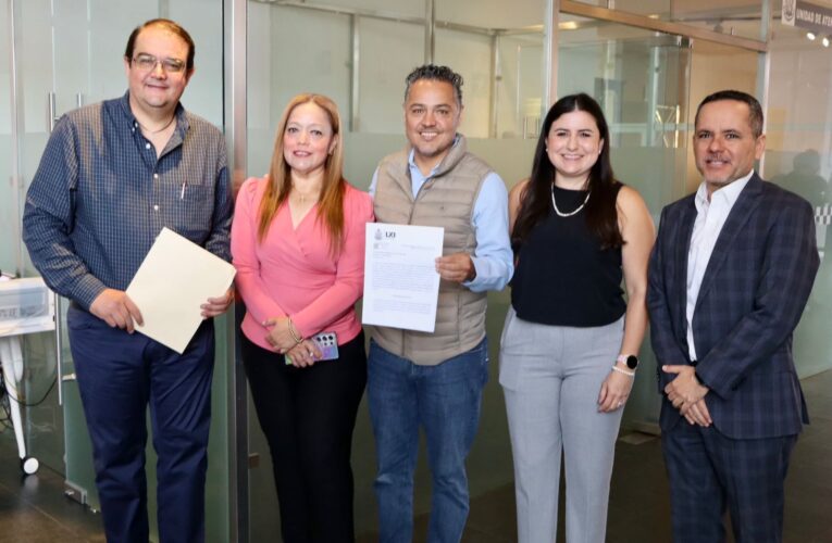 Enrique Correa va contra las “Escuelas Patito”.