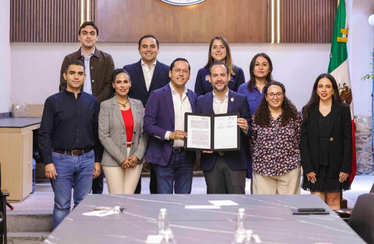 Corregidora fortalece la certeza patrimonial de sus familias con base de datos confiable