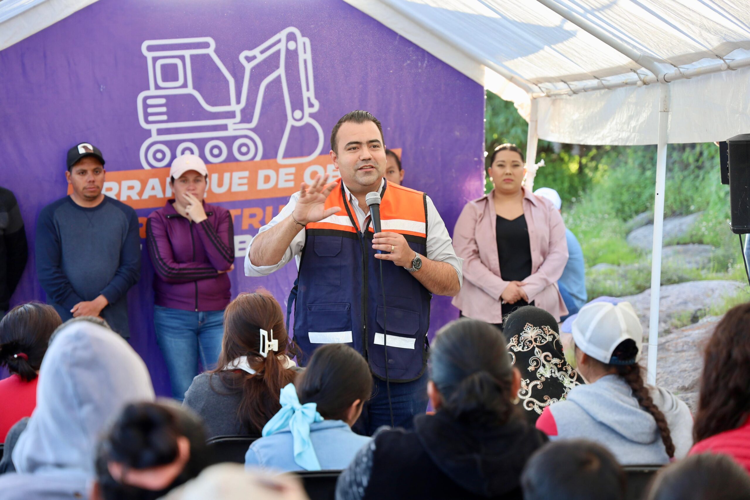 Inician trabajos de ampliación de obra de urbanización en El Coyote, Colón