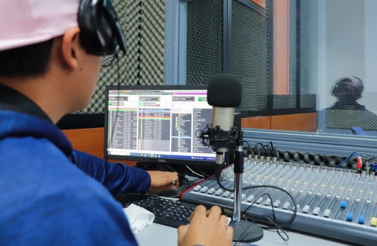 Filosofía UAQ lanza el 1° Concurso de Podcast 2025