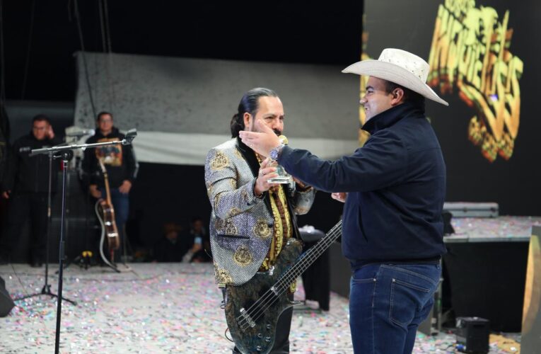 Los Inquietos del Norte” Encienden la Feria Colón 2025 con un Espectáculo Inolvidable