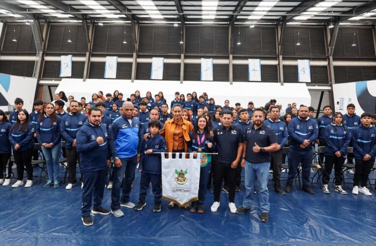 Delegación queretana parte rumbo a los Juegos Nacionales Populares 2025 en Oaxtepec
