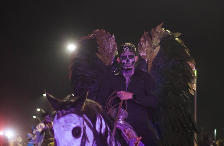 San Juan del Río celebra su primer “Desfile y Concurso Ecuestre de los Muertos” con gran respuesta ciudadana