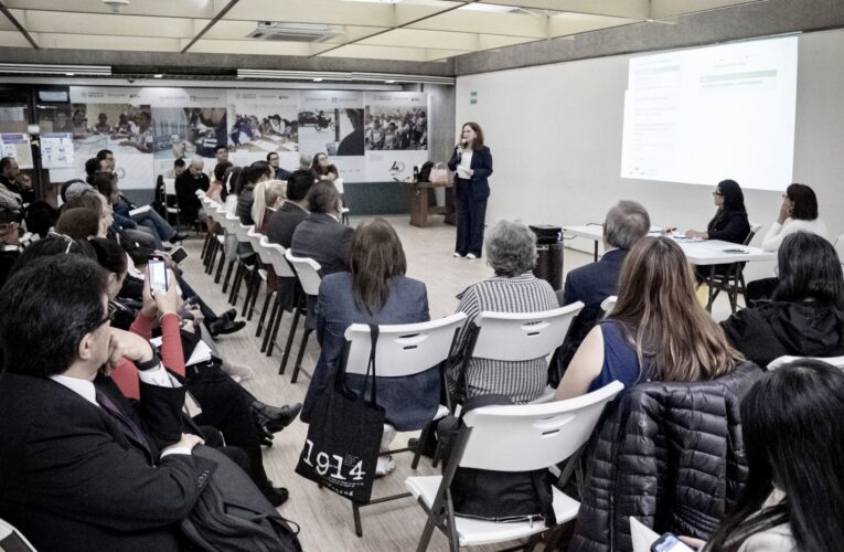 Fortalecen docentes queretanos la política educativa inclusiva en encuentro nacional