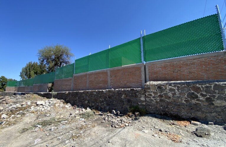 Supervisan avance de obras educativas en Querétaro