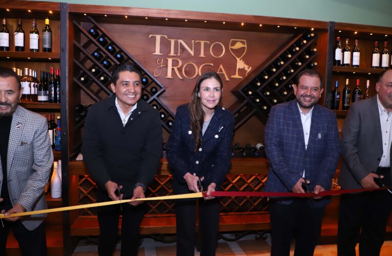 Bernal amplía su oferta culinaria con la apertura del restaurante Tinto y Roca