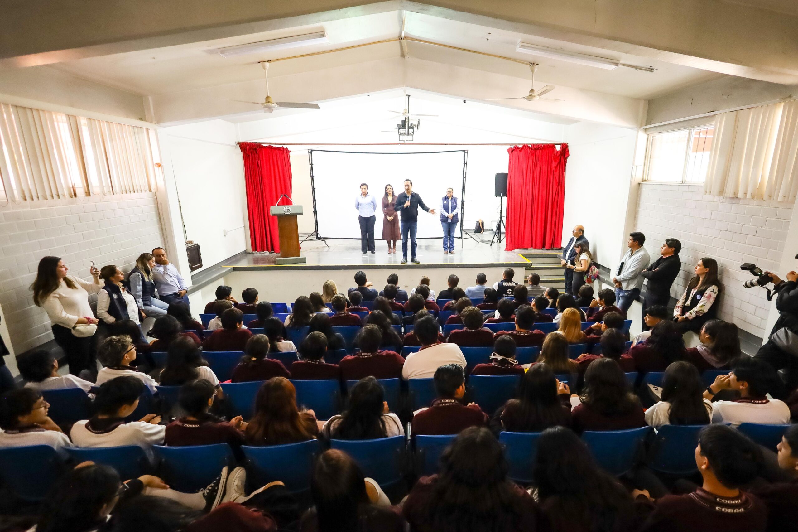 Corregidora impulsa “Cine Naranja” para sensibilizar sobre la violencia contra las mujeres