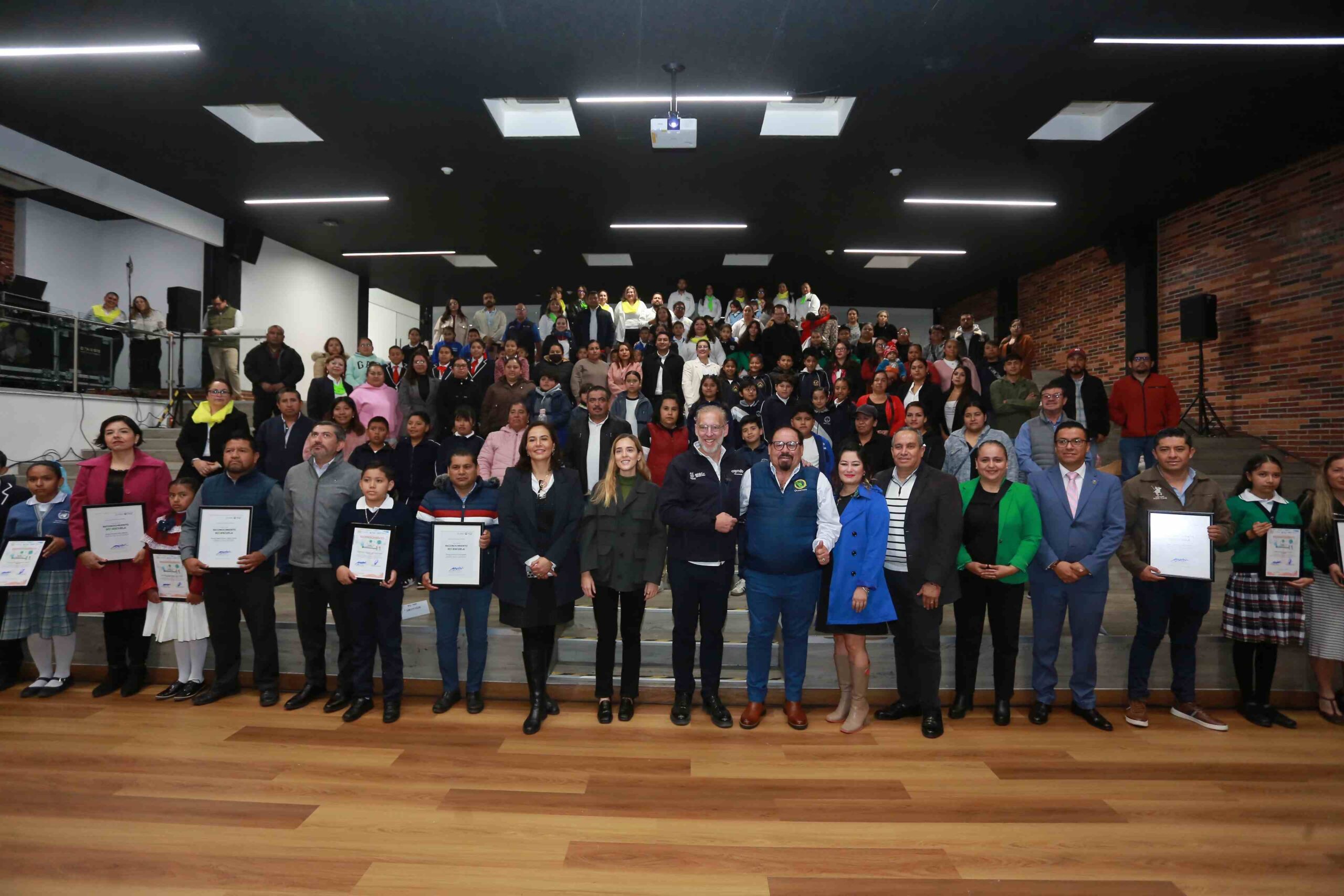 Querétaro reconoce a nueve escuelas por impulsar la educación ambiental y acciones sustentables