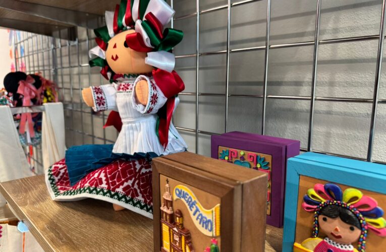 Abre Querétaro su primera tienda de artesanías en Laredo, Texas