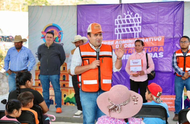 Avanza la urbanización en El Zamorano con la entrega de obra en la calle al panteón