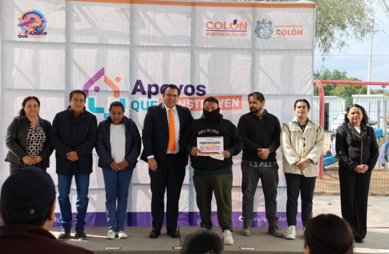 Entrega Gaspar Trueba apoyos a 113 familias de 42 comunidades de Colón