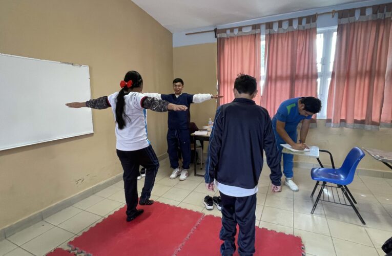 Estudiantes de la UP Santa Rosa impulsan el cuidado de la salud física en secundaria