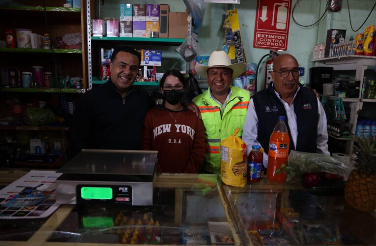 Realiza Luis Nava recorrido “Aquí Contigo” en San Pedro, Huimilpan