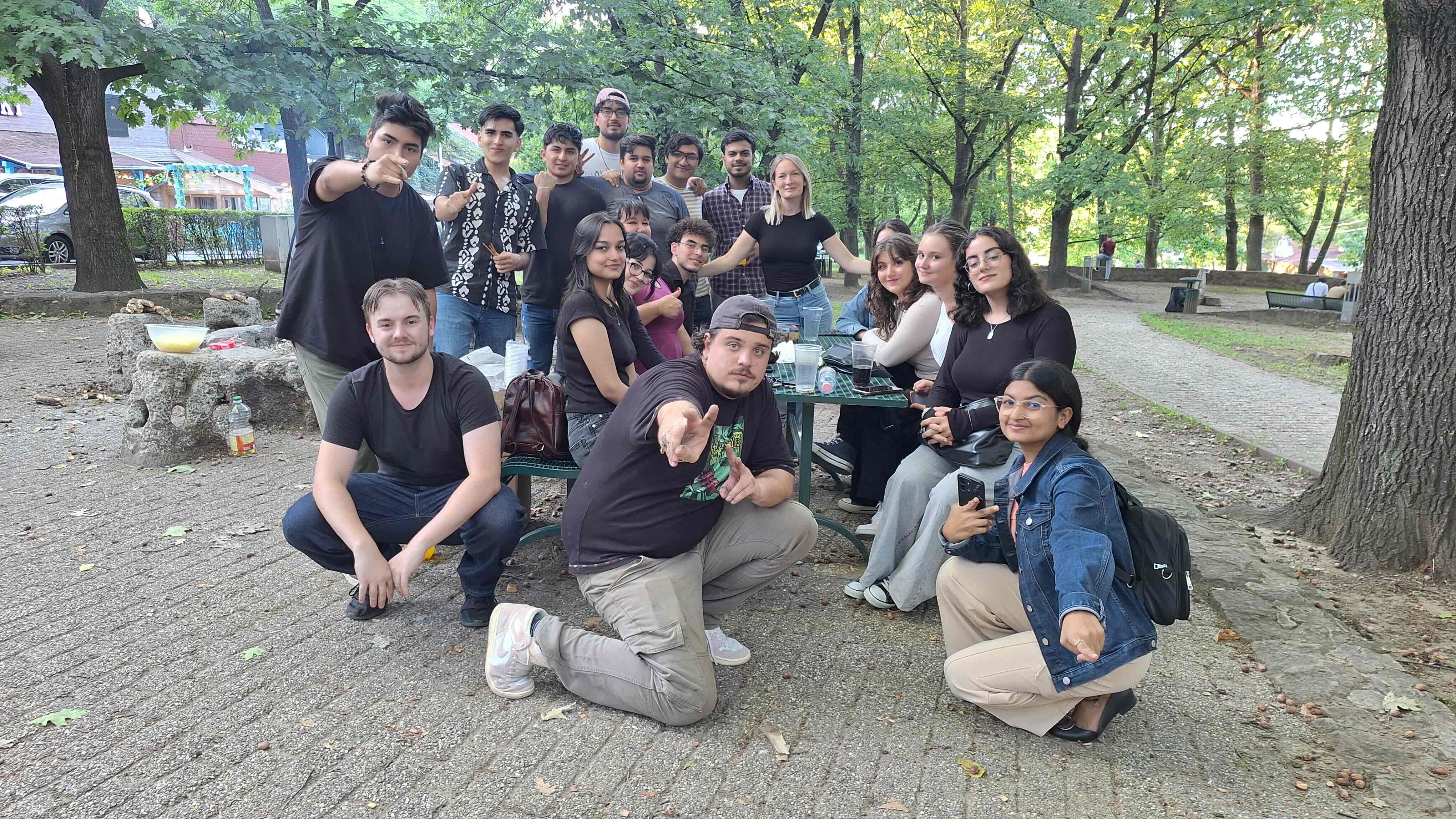 Estudiantes de la UP Santa Rosa concluyen estancia académica en Hungría