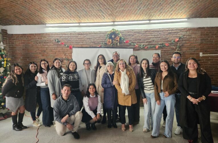 Fortalece USEBEQ lectura y escritura con diplomado docente