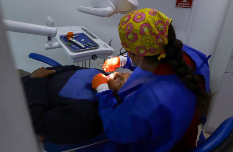 UAQ invita a establecer propósitos de Año Nuevo con asesoría profesional y enfoque en la salud