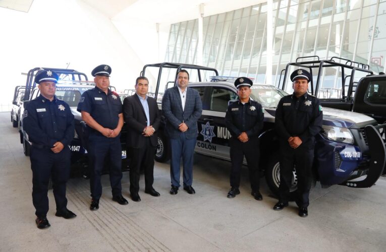 Fortalece Colón su capacidad operativa con la entrega de patrullas y equipamiento de seguridad