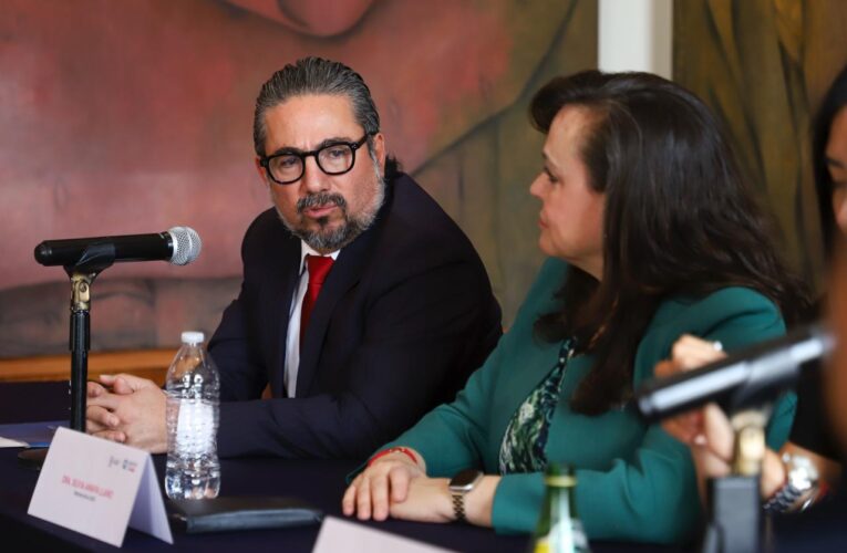 UAQ instala mesas de negociación con sus sindicatos