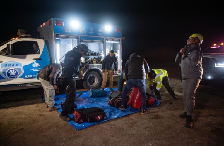 IMPA realiza exitoso rescate nocturno de canino en pozo de difícil acceso en San Miguel Amazcala