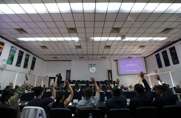 Aprueba Consejo Universitario de la UAQ convocatoria al Premio Alejandrina 2026