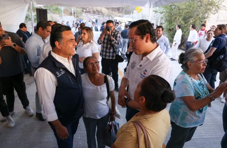 Luis Nava encabeza entrega de obra de urbanización en la colonia El Paraíso, en Corregidora
