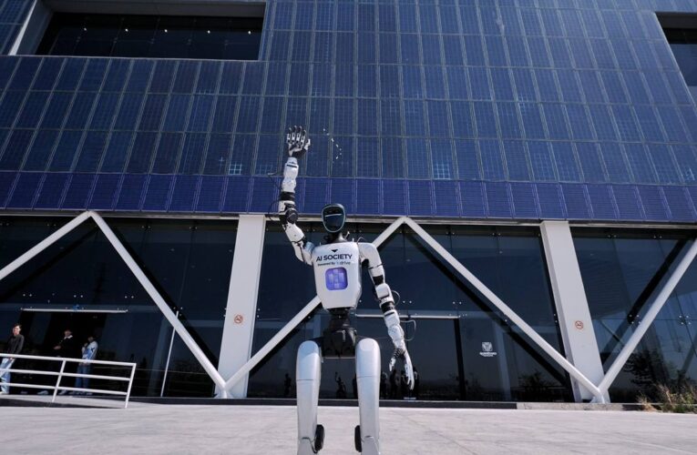 Presentan en Querétaro a “Sara”, androide desarrollado por empresa local de innovación tecnológica