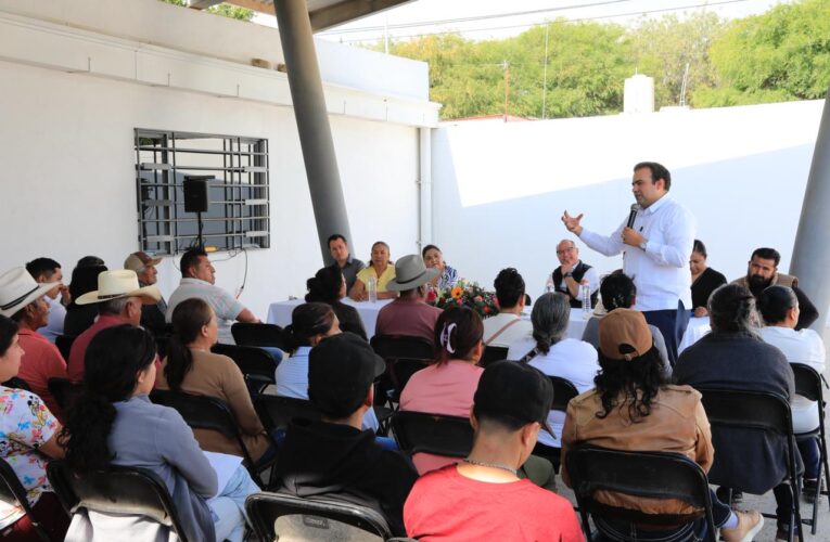 Avanza la certeza jurídica en Colón con entrega de documentos agrarios