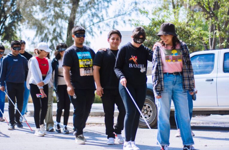 Presentan estudiantes de la Universidad Autónoma de Querétaro diagnóstico de accesibilidad en CU