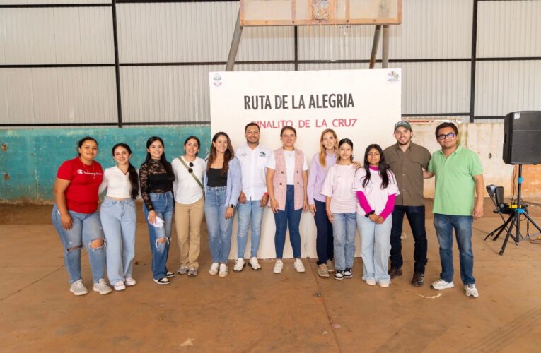 Llevan SEJUVE y municipios alegría y apoyo a niñas y niños de la Sierra Gorda