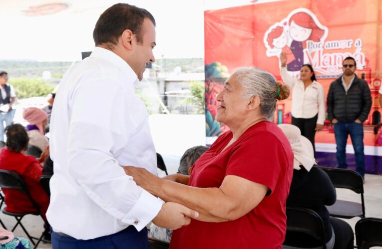 Reconoce Gaspar Trueba a las madres colonenses como base de los valores y la educación familiar