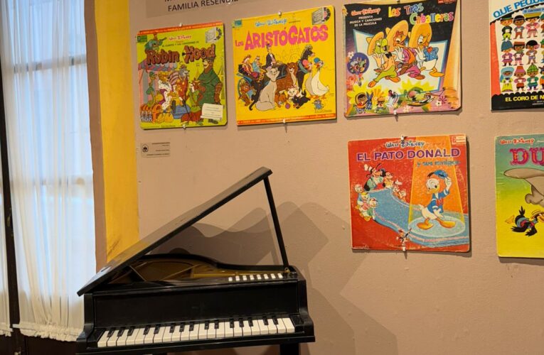 La magia de Cri-Cri revive en exposición del Museo de la Restauración de la República