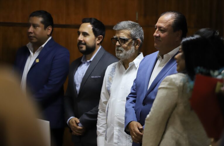 Concluye Facultad de Derecho de la UAQ diplomado especializado para personas adultas mayores