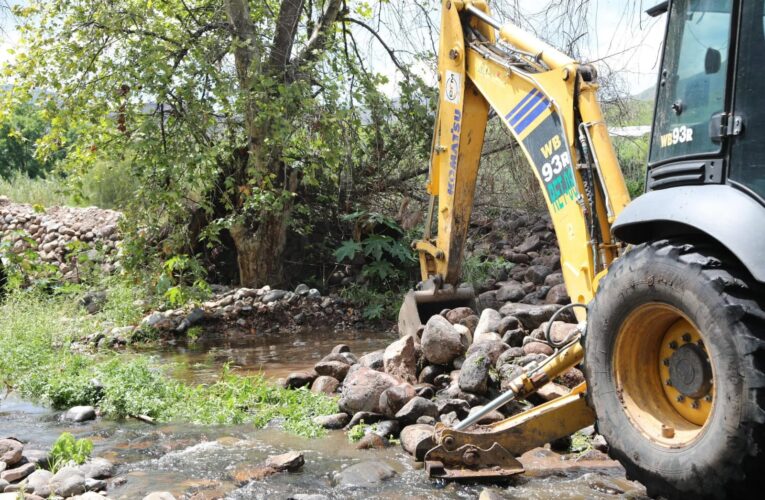 Avanza limpieza y desazolve del Río Colón-Tolimán para prevenir riesgos en temporada de lluvias